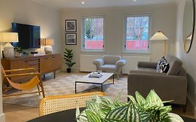 Spacious, Modern 2-Bed In Crown, Inverness